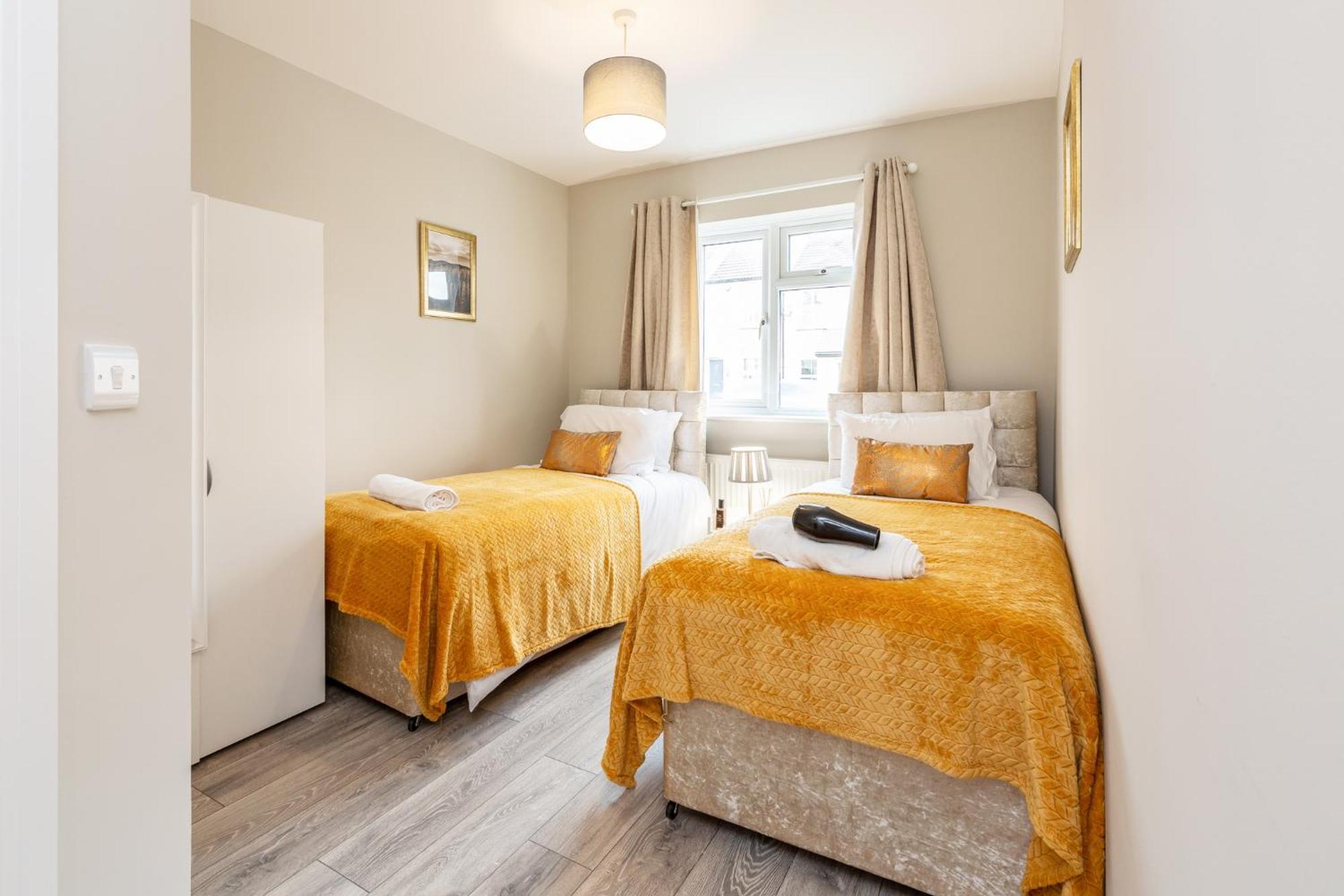 Dartford, Kent - Modern 2Bd 2Bath En-Suite Bungalow M25 Bluewater ภายนอก รูปภาพ