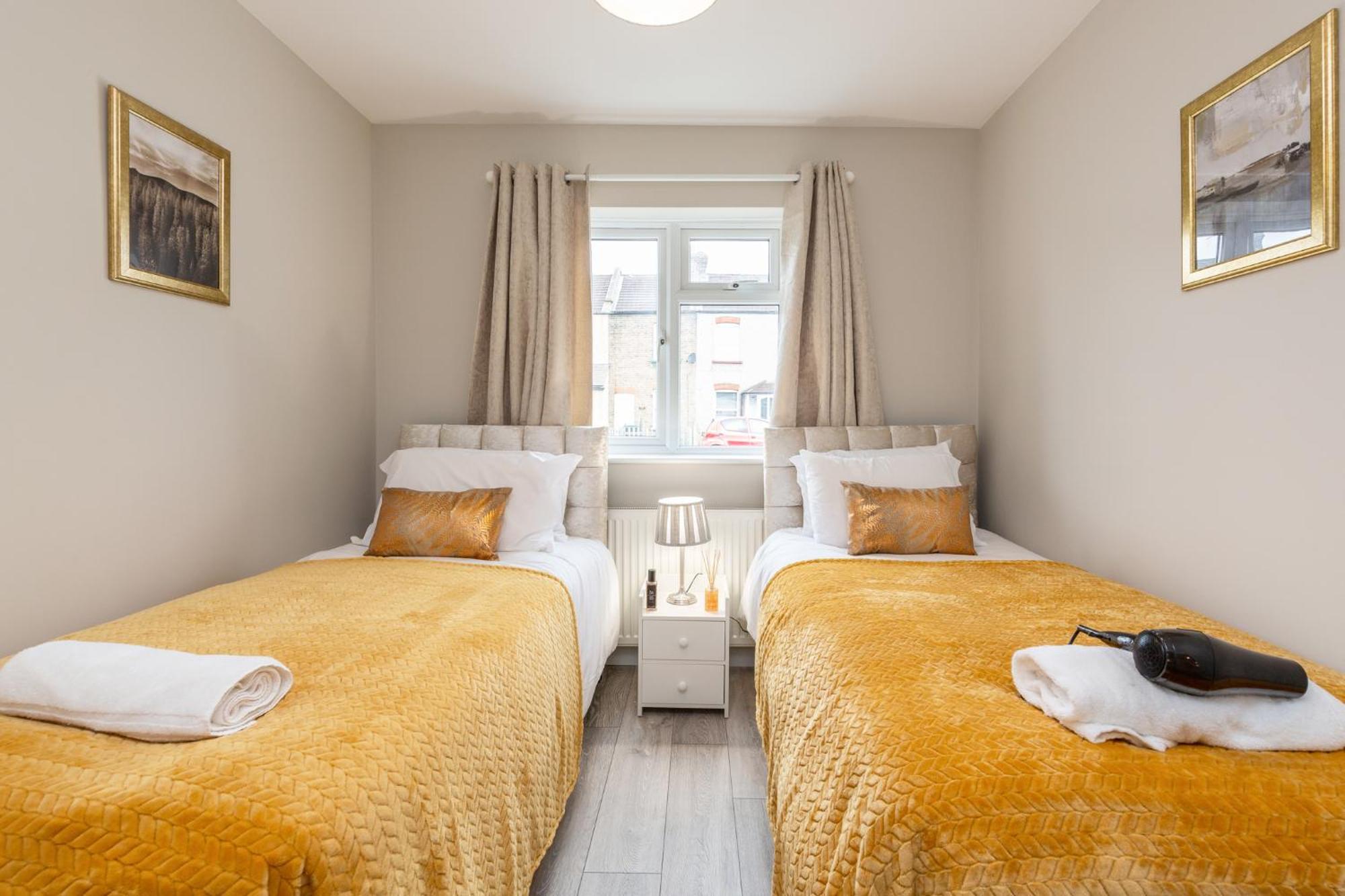 Dartford, Kent - Modern 2Bd 2Bath En-Suite Bungalow M25 Bluewater ภายนอก รูปภาพ