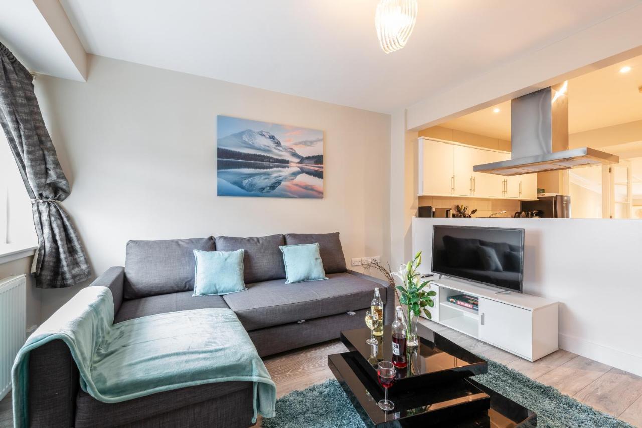 Dartford, Kent - Modern 2Bd 2Bath En-Suite Bungalow M25 Bluewater ภายนอก รูปภาพ