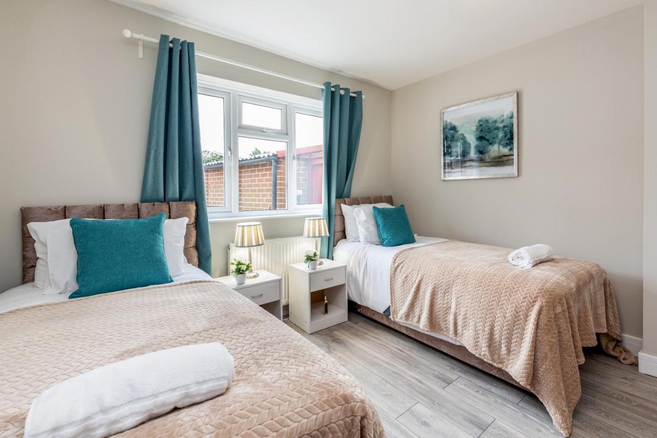 Dartford, Kent - Modern 2Bd 2Bath En-Suite Bungalow M25 Bluewater ภายนอก รูปภาพ